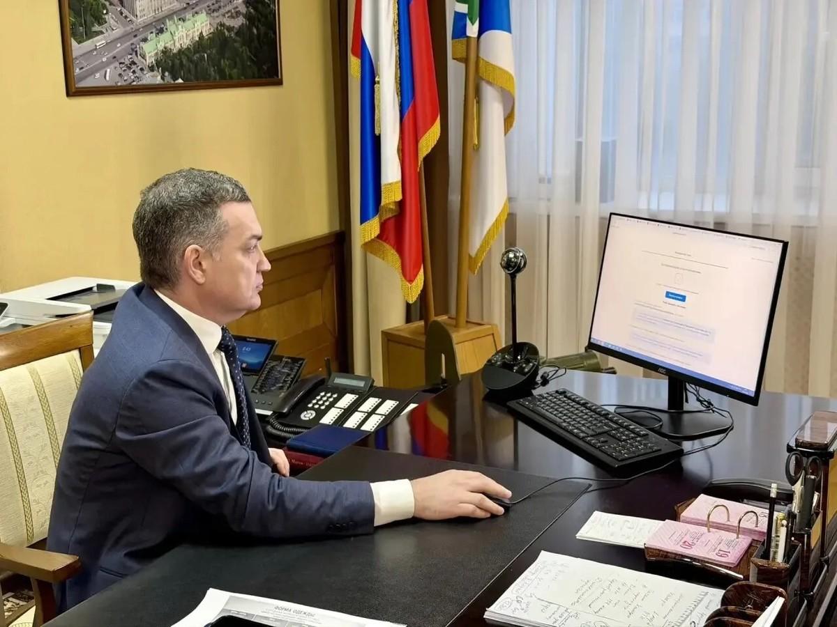 Мэр Новосибирска Максим Кудрявцев проголосовал на выборах в Госдуму канал в "Максе" мэра Новосибирска Максима Кудрявцева