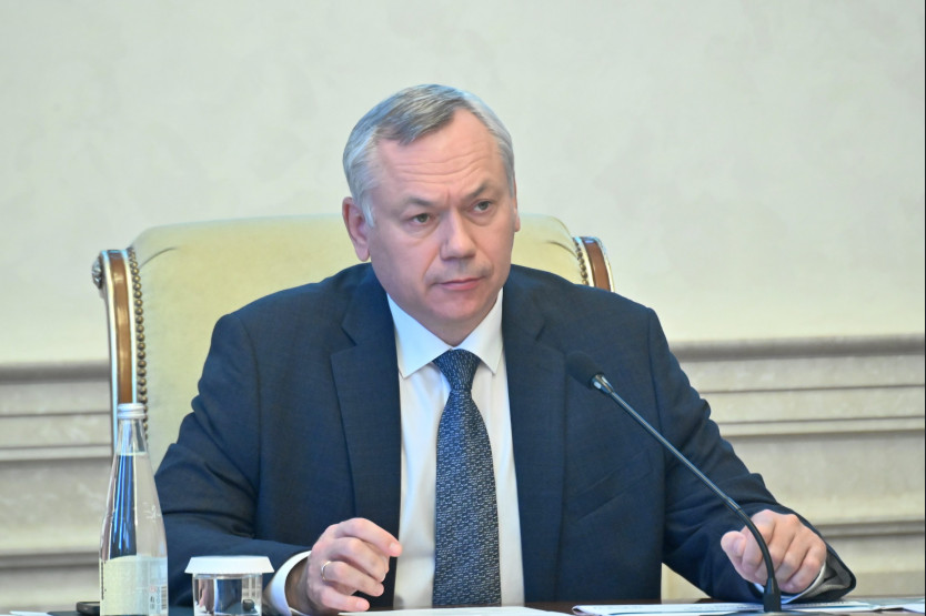 Губернатор Новосибирской области потребовал ускорить подготовку жилого фонда к зиме